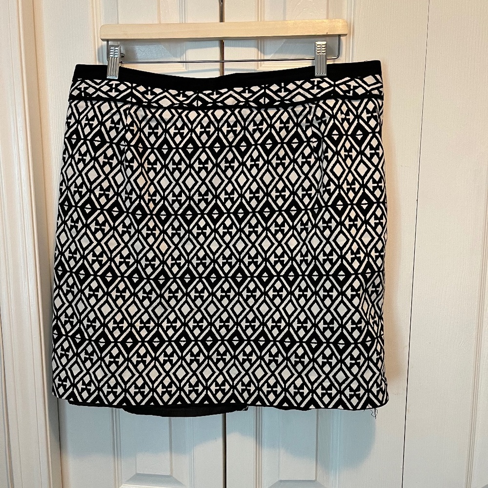 Mario Serrano size XL skirt